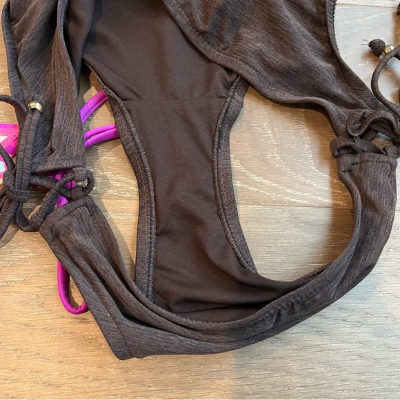 Women’s Colorful Bikini Swimsuit Bundle Set Size M-L - Picture 5 of 12